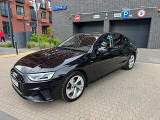 2021 Audi A4 40 TFSI V (B9) Рестайлинг, чёрный, 3680000 рублей, вид 1