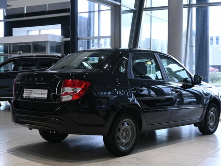 2025 Lada (ВАЗ) Granta I Рестайлинг, чёрный, 795000 рублей, вид 5