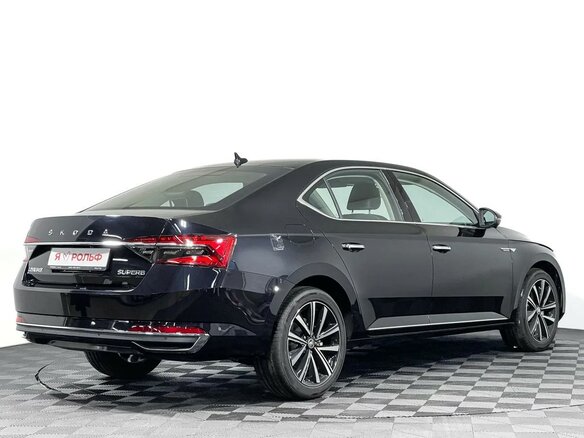 2026 Skoda Superb III Рестайлинг, чёрный, 3775000 рублей - вид 4