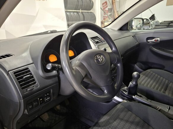 2008 Toyota Corolla X (E140, E150), серый, 550000 рублей - вид 22