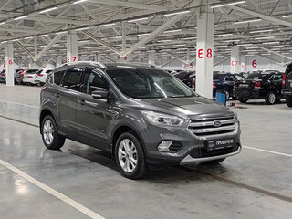 2017 Ford Kuga II Рестайлинг, серый, 1900000 рублей, вид 3