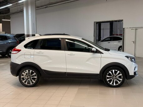 2018 Lada (ВАЗ) XRAY Cross I, белый, 689000 рублей, вид 4