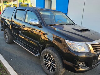 2013 Toyota Hilux VII Рестайлинг, чёрный, 1650000 рублей, вид 1