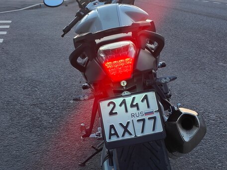 2011 BMW K 1300 R, серебристый, 1000000 рублей, вид 4