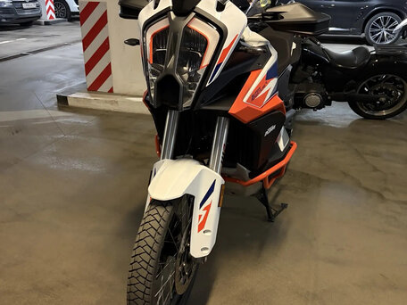 2023 KTM 1290 Super Adventure R, белый, 1650000 рублей, вид 2