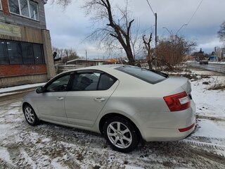 2014 Skoda Octavia III (A7), серый, 1200000 рублей, вид 3
