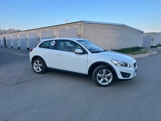 2010 Volvo C30 I Рестайлинг, белый, 940000 рублей, вид 3