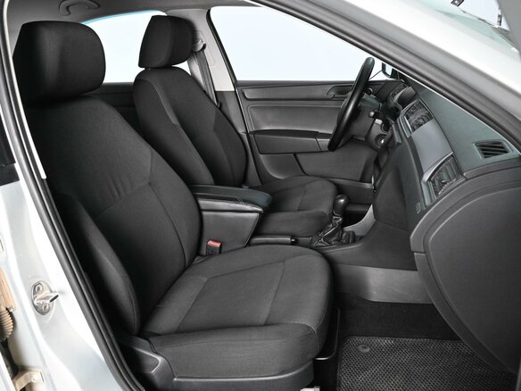 2016 Skoda Rapid I, серебристый, 1129000 рублей - вид 7