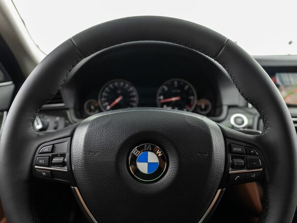 2016 BMW 5 серии 530d xDrive VI (F10/F11/F07) Рестайлинг, чёрный - вид 11