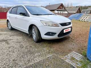 2011 Ford Focus II Рестайлинг, белый, 600000 рублей, вид 1