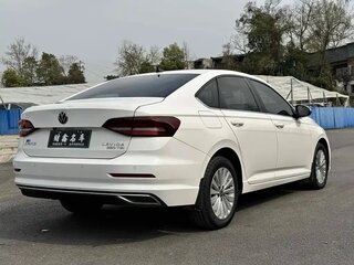 2021 Volkswagen Lavida III, белый, 1490007 рублей, вид 4