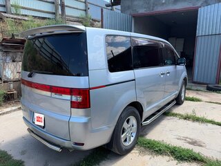 2007 Mitsubishi Delica D:5 I, серебристый, 1800000 рублей, вид 5