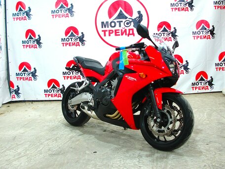 2016 Honda CBR 650F, красный, 740000 рублей, вид 1