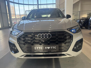 2025 Audi Q5 L 45 TFSI II (FY) Рестайлинг, серый, 6400000 рублей, вид 2