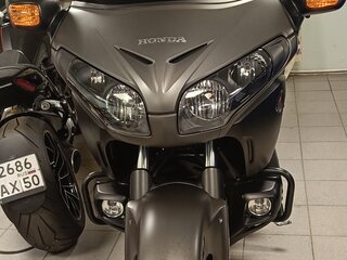 2016 Honda GL 1800 Gold Wing, серый, 1730000 рублей, вид 1