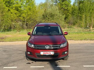 2014 Volkswagen Tiguan I Рестайлинг, красный, 1150000 рублей, вид 2
