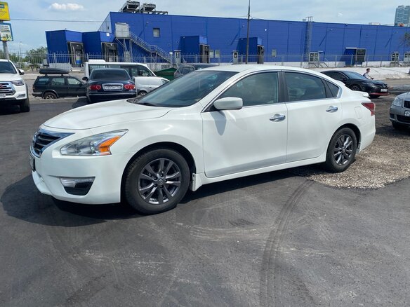2015 Nissan Altima V (L33), белый, 1215000 рублей