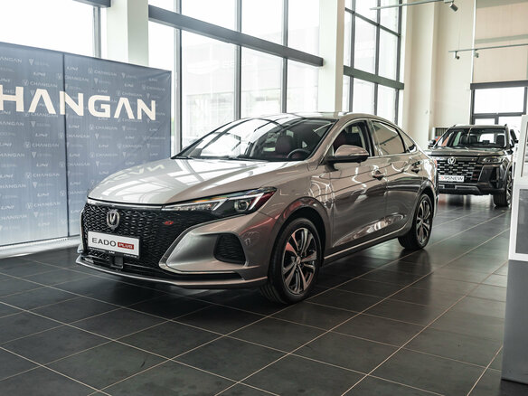 2025 Changan Eado Plus I, серый, 2739900 рублей