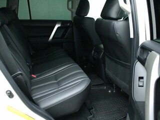 2021 Toyota Land Cruiser Prado 150 Series Рестайлинг 3, белый, 5595000 рублей, вид 5