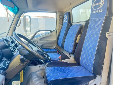 2013 Hino Series 300 (Dutro), белый, 1650000 рублей, вид 3
