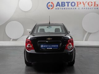 2014 Chevrolet Aveo II, чёрный, 726000 рублей, вид 4