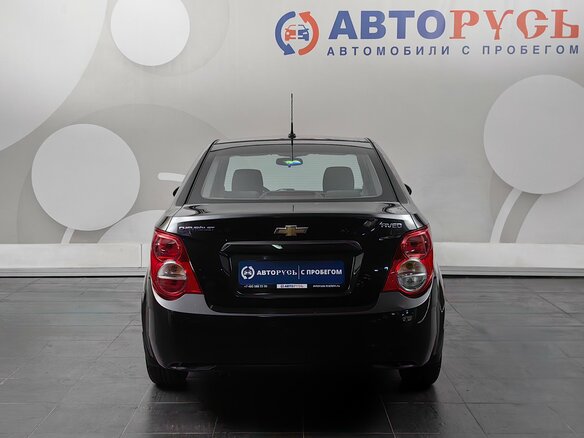 2014 Chevrolet Aveo II, чёрный, 726000 рублей - вид 3