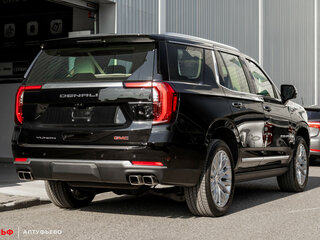 2025 GMC Yukon V Рестайлинг, чёрный, 16275000 рублей, вид 3