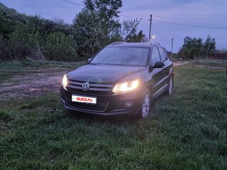 2011 Volkswagen Tiguan I Рестайлинг, чёрный, 1300000 рублей, вид 1