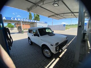2003 Lada (ВАЗ) 2121 (4x4) I Рестайлинг, белый, 300000 рублей, вид 2