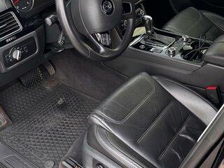 2010 Volkswagen Touareg II, чёрный, 2200000 рублей, вид 5