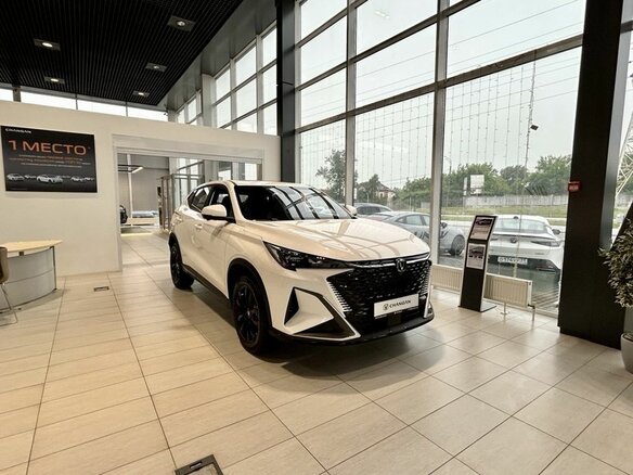 2025 Changan CS35 Max, белый - вид 2