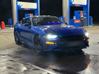 2018 Ford Mustang VI Рестайлинг, синий, 3100000 рублей, вид 3
