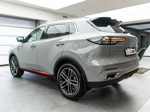 2025 Changan UNI-S I, серебристый, 3209900 рублей - вид 3