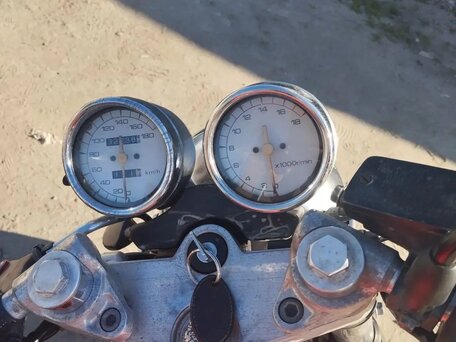 1997 Suzuki Bandit GSF 400, красный, 120000 рублей, вид 2