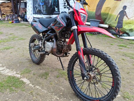 2023 Regulmoto Seven Medalist Pro, красный, 88500 рублей, вид 4