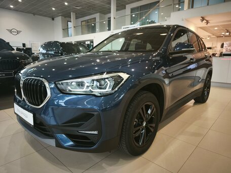 2022 BMW X1 18i sDrive II (F48) Рестайлинг, синий, 3050000 рублей, вид 1