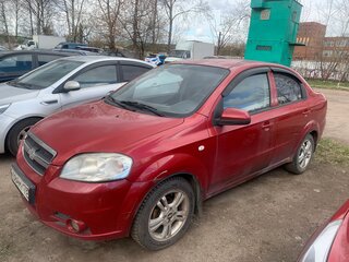 2009 Chevrolet Aveo I Рестайлинг, красный, 250000 рублей, вид 1