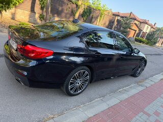 2019 BMW 5 серии 530d xDrive VII (G30/G31/G38), синий, 3700000 рублей, вид 3