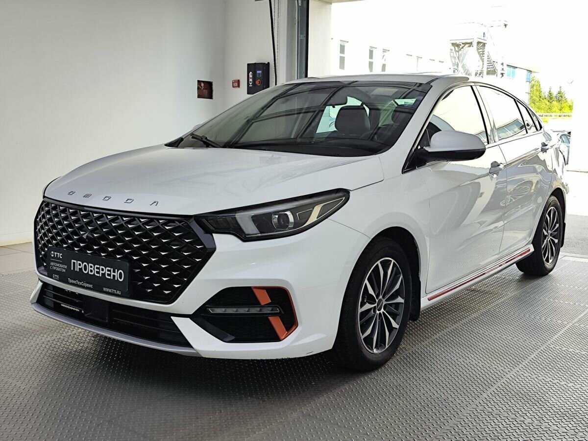 Открыть фотографии: Omoda S5