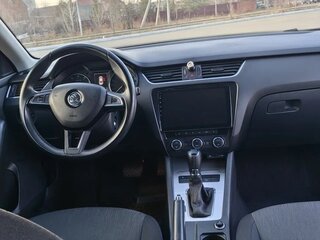 2016 Skoda Octavia III (A7), чёрный, 1820000 рублей, вид 5