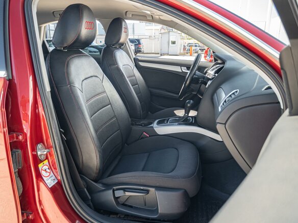 2010 Audi A4 IV (B8), красный - вид 7