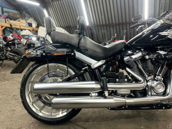 2017 Harley-Davidson Fat Boy, чёрный, 1990000 рублей - вид 16
