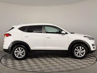 2018 Hyundai Tucson III, белый, 1810000 рублей, вид 5