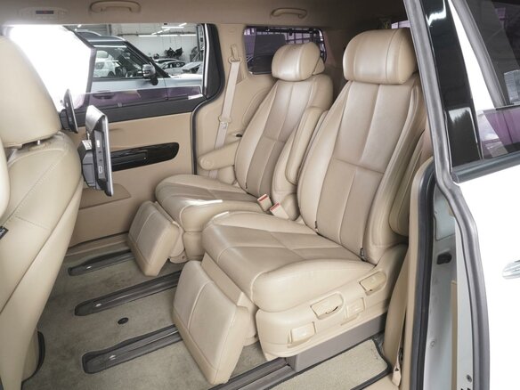 2019 Kia Carnival III, белый - вид 9