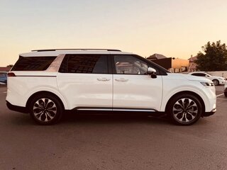 2020 Kia Carnival IV, белый, 3900000 рублей, вид 4