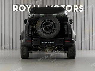 2026 Land Rover Defender Octa II, чёрный, 28500000 рублей, вид 4
