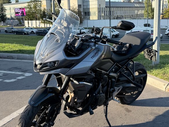2023 Triumph Tiger Sport 660, серебристый, 970000 рублей