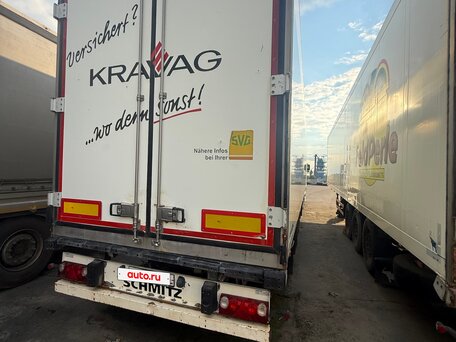 2011 Schmitz Cargobull SKO, белый, 3000000 рублей, вид 3
