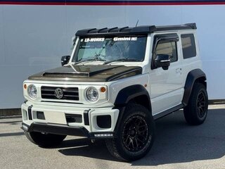 2023 Suzuki Jimny Sierra IV, белый, 1564000 рублей, вид 3