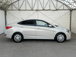 2015 Hyundai Solaris I Рестайлинг, бежевый, 1050000 рублей, вид 4